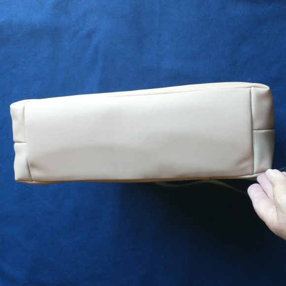 NWT Vera Wang Raddix Tote Bag Country Beige Ombre - Picture 6 of 7